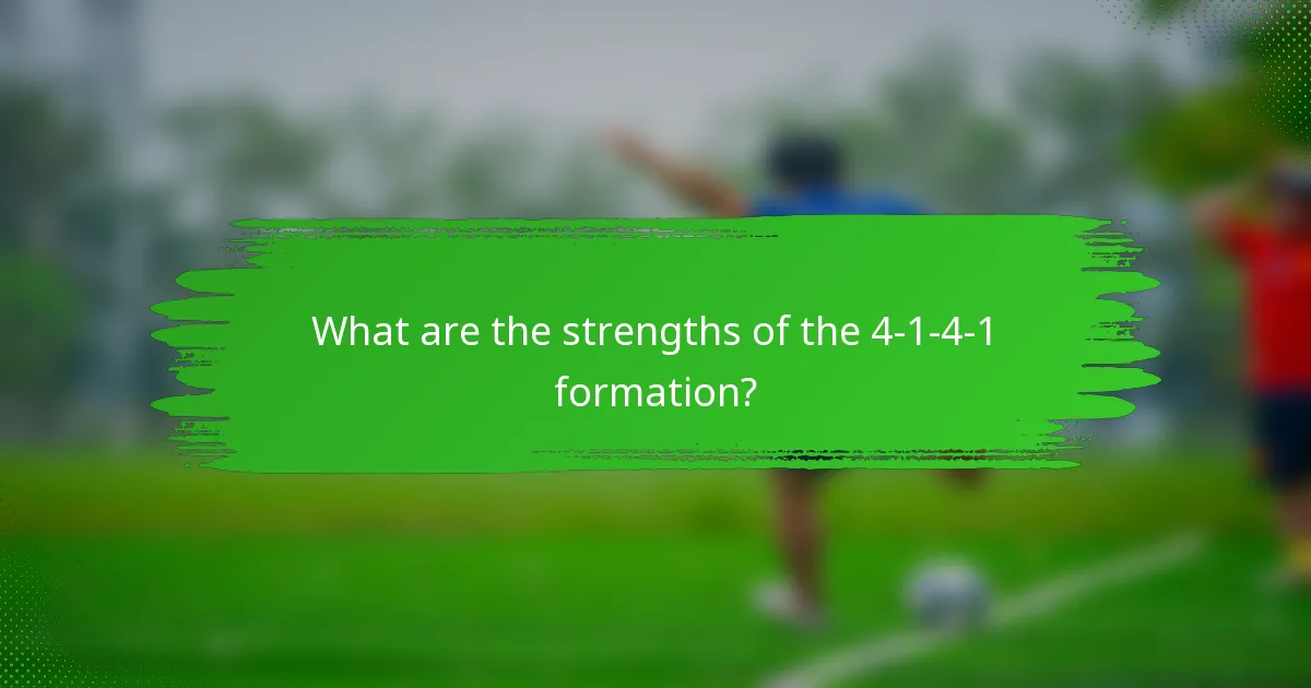 What are the strengths of the 4-1-4-1 formation?